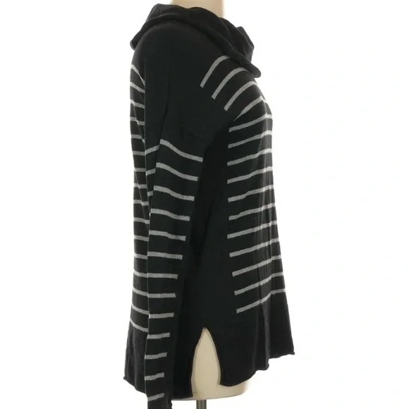 Market & Spruce Women's Black and Gray Striped Cowl Neck Sweater sz.L - Picture 4 of 8
